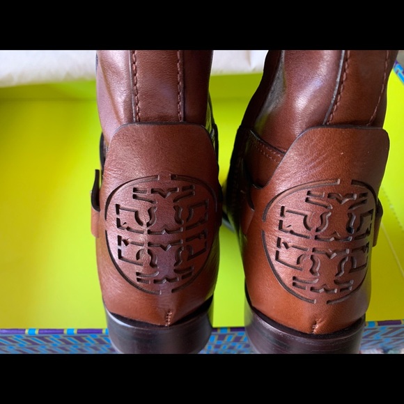 Tory Burch - Picture 3 of 12